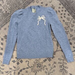 Le Lion Cashmere Blue Sweater with Cream Bow